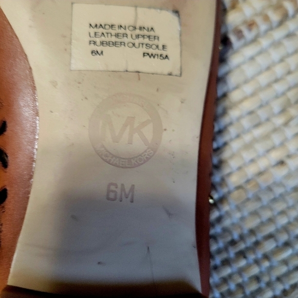 Michael Kors Gabriella Flats size 6 Leather EUC - Picture 12 of 13